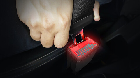 Škoda desarrolla un nuevo sistema de hebillas iluminadas para cinturones de seguridad
