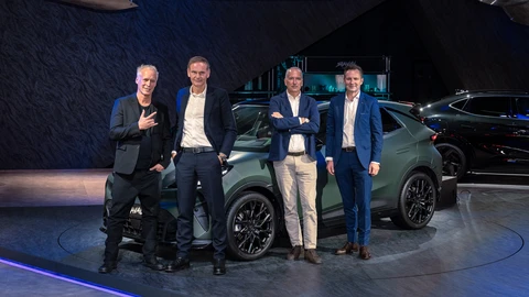 Salón de París: Cupra destaca con Raval y Tindaya, mientras Volkswagen y Audi muestran eléctricos