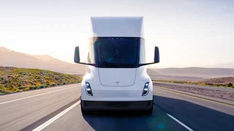 Tesla comenzará a fabricar el Semi Truck a finales de año