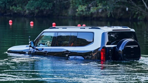 Jetour G700 Ark Edition, el SUV todoterreno que puede navegar sobre el agua