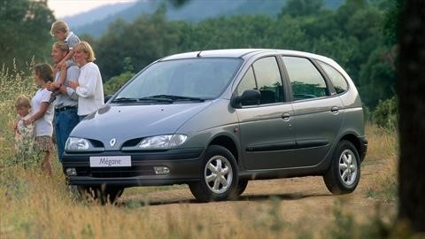 Renault Scenic y Espace se despiden, y así una de las marcas pioneras abandona las minivanes