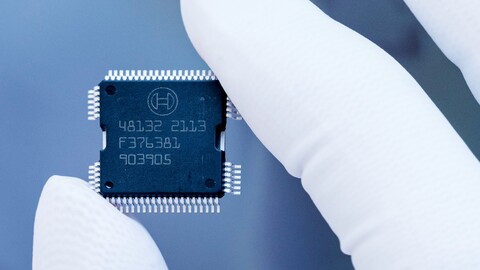 Bosch aumenta la producción de chips por la urgencia de los fabricantes de automóviles