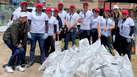 Voluntarios de Bridgestone recolectan 830 kilos de material reciclable