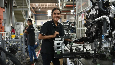 Estados Unidos y México arrancan renegociación comercial sin Canadá y elevan presión automotriz