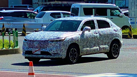 Honda HR-V 2021 se deja ver con camuflaje