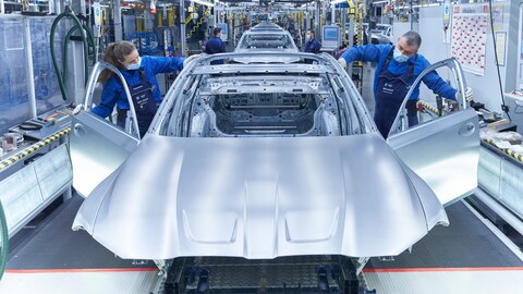 BMW inicia la producción del M3 2021 en Munich, Alemania