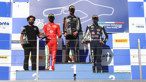 Pole y doble podio de Sebastián Montoya en Fórmula 4