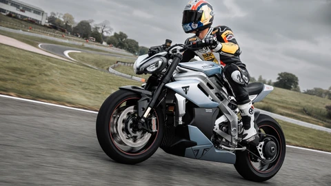 Triumph entrega algunas cifras definitivas de su próxima moto eléctrica
