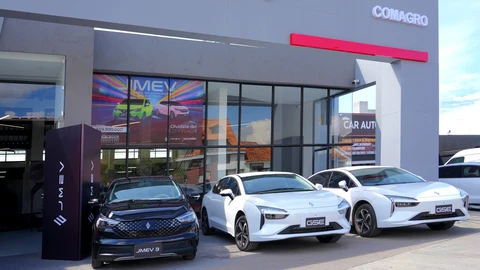 JMEV inaugura su primera vitrina insignia en Bogotá