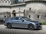 Mercedes-Benz Clase C recibe facelift para el 2019